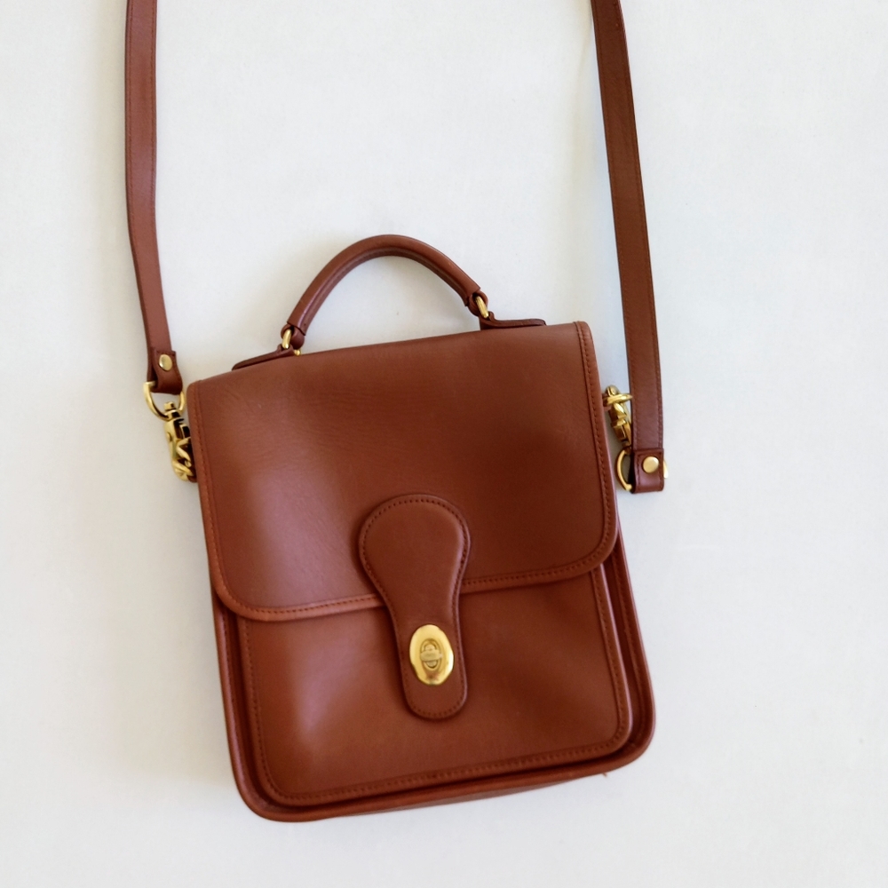 BOGO: Croft & Barrow vintage tan leather Station bag